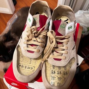 Nike Air Max Sneakers with Red and Beige Accents size 10.5